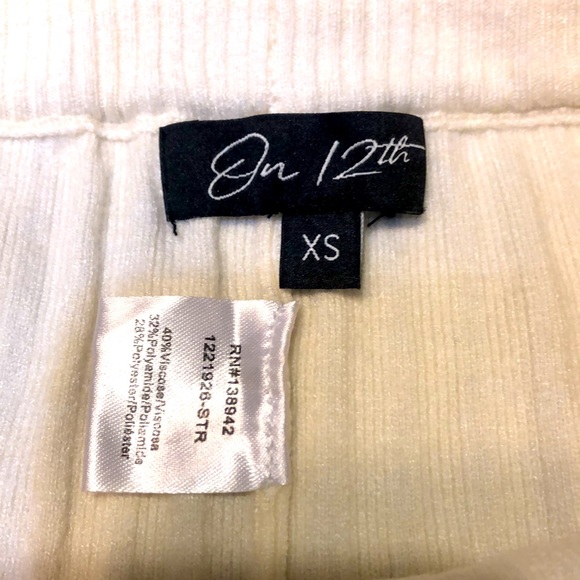 On 12th ribbed sweater shorts - Picture 4 of 5